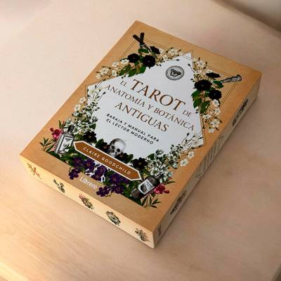  Tarot De Anatomia Y Botanica Antigua